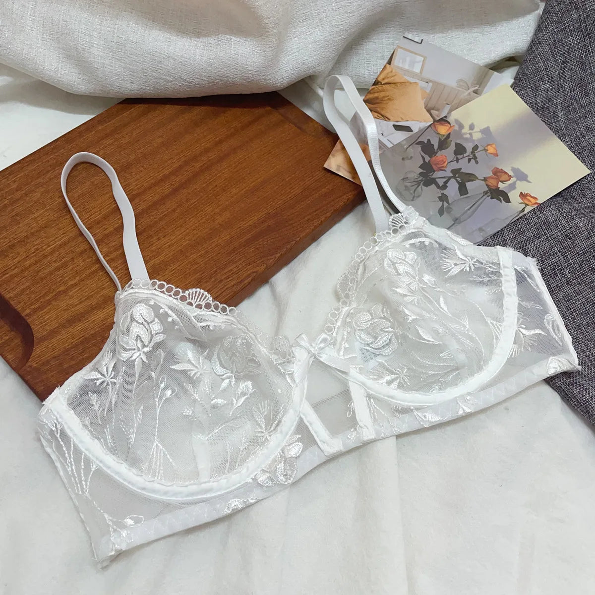 Lace sexy steel ring underwear female thin white embroidered bra panty set temperament women lingerie breifs suit